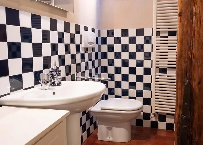 Rk Pescherie Vecchie * بولونيا